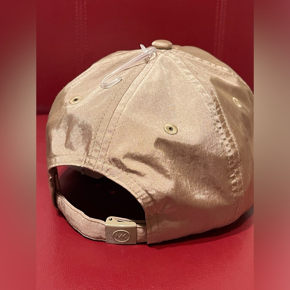 Michael Kors Gold Cap - Picture 3 of 4